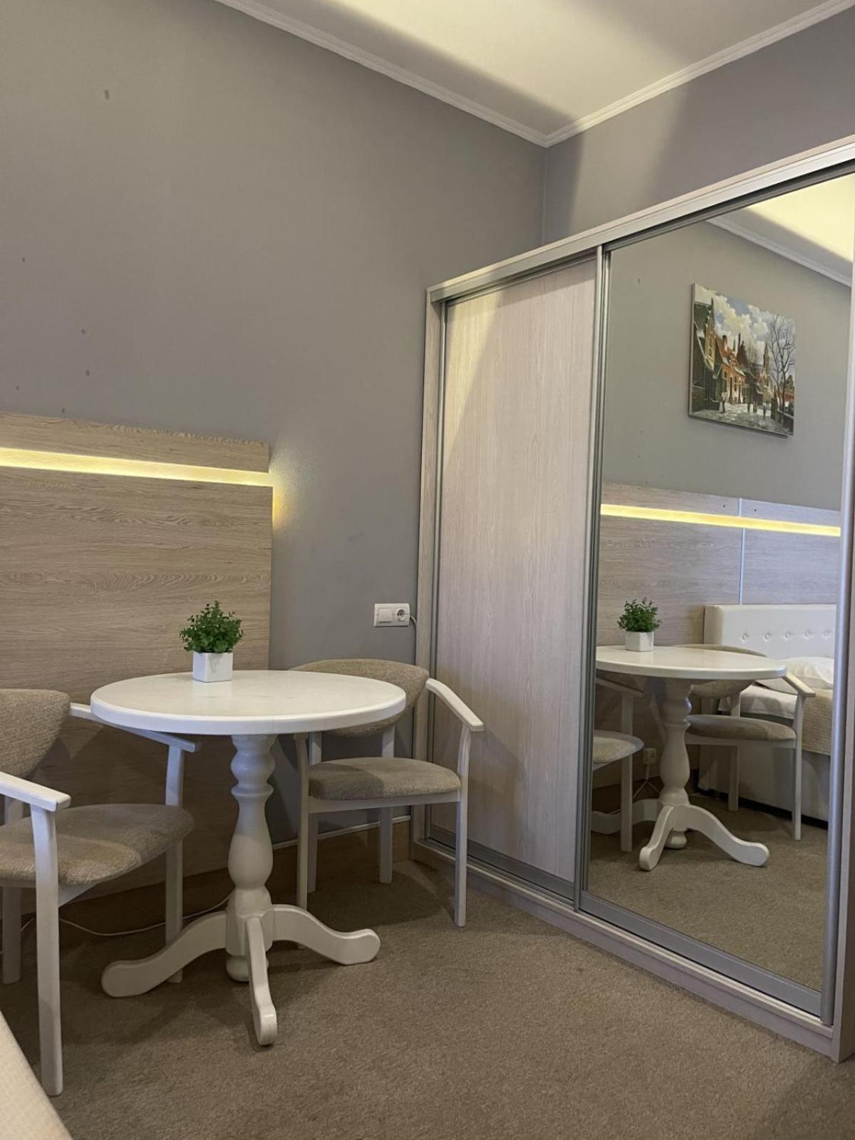 Київські Ночі Hotell Eksteriør bilde